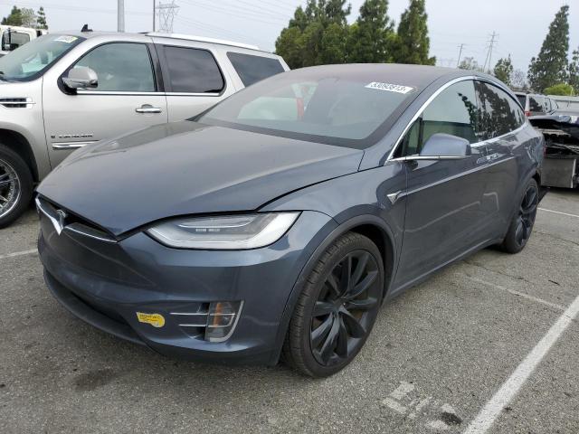 Tesla Model x (2020)