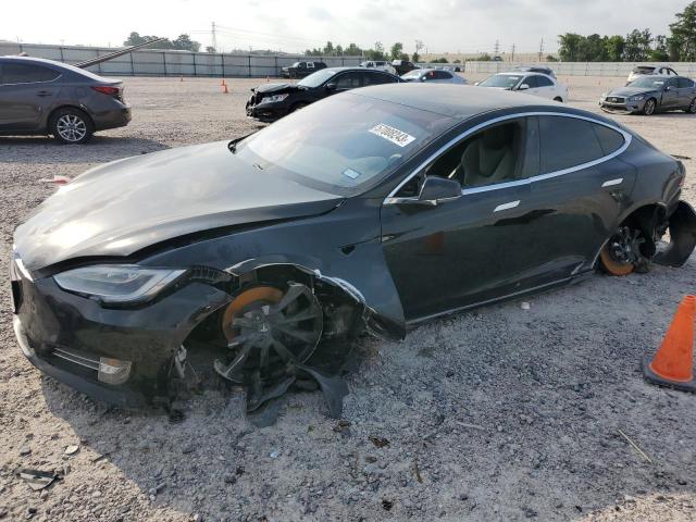 Tesla Model s (2021)