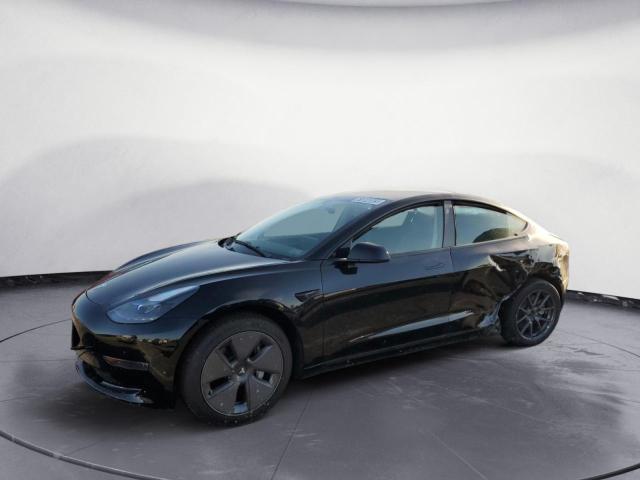 Tesla Model 3 (2022)