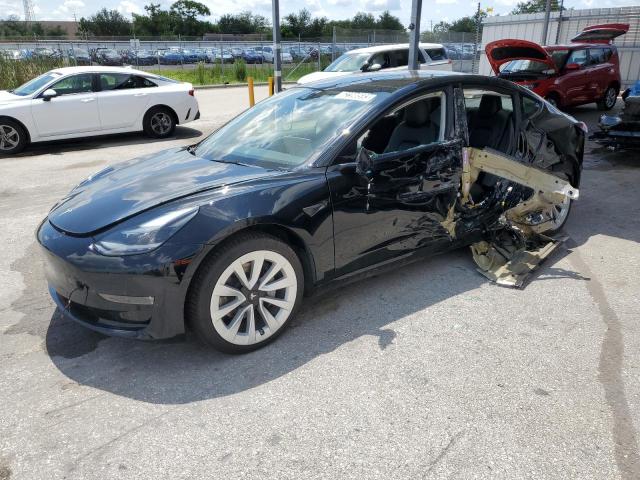 Tesla Model 3 (2022)