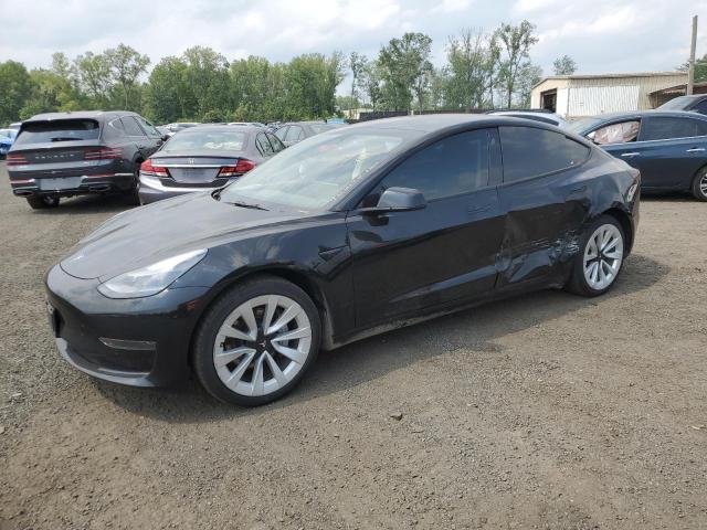 Tesla Model 3 (2022)