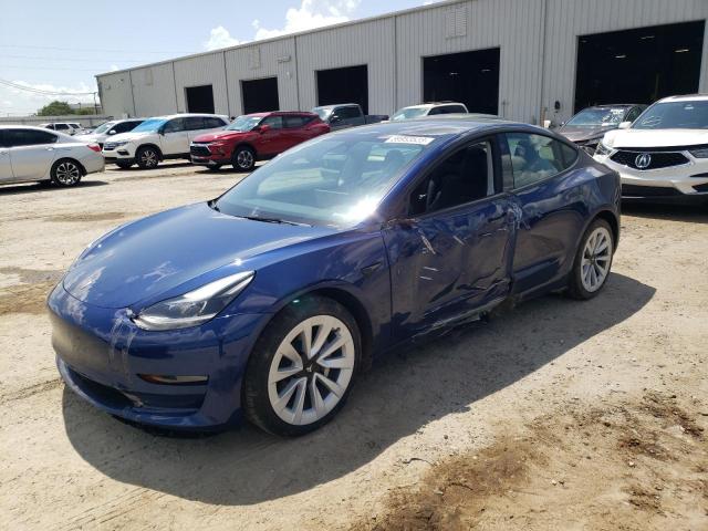 Tesla Model 3 (2023)