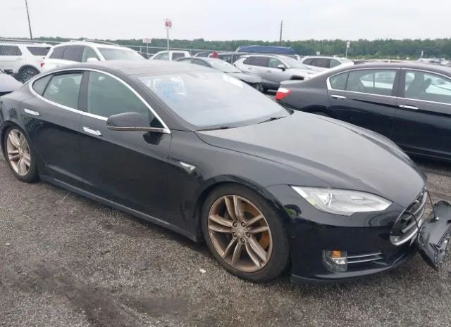 Tesla Model s (2015)