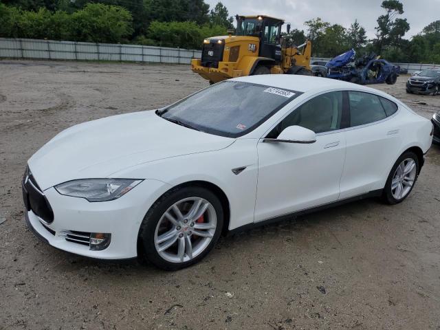 Tesla Model s (2016)