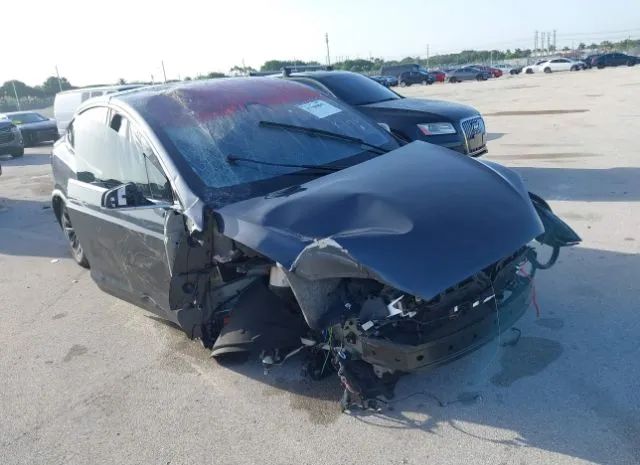 Tesla Model x (2017)