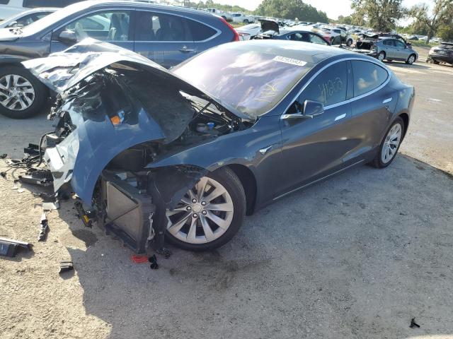 Tesla Model s (2017)