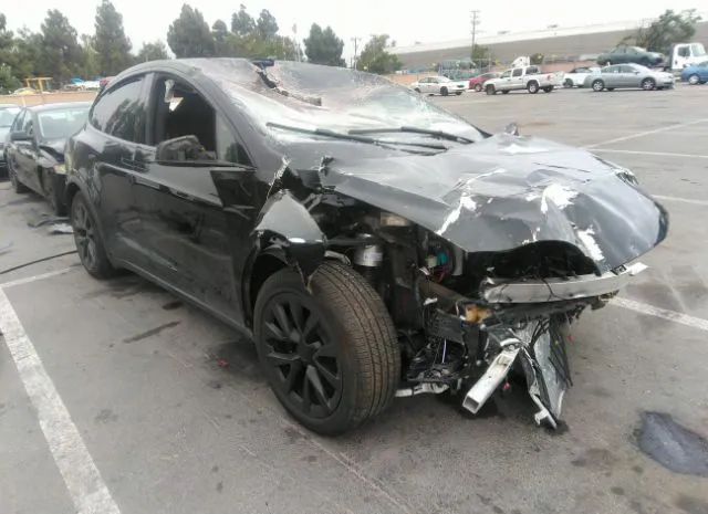 Tesla Model x (2022)