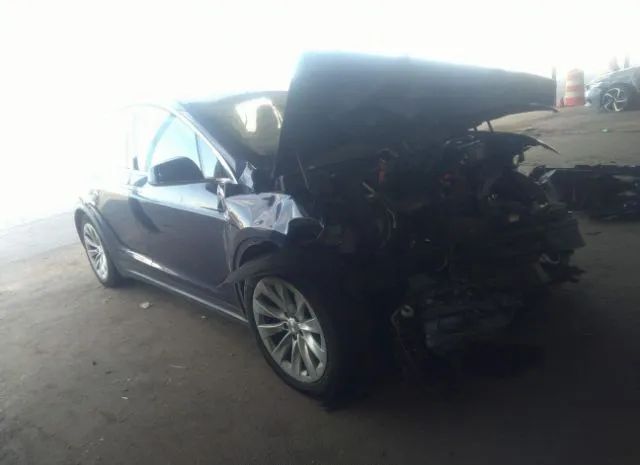 Tesla Model x (2016)