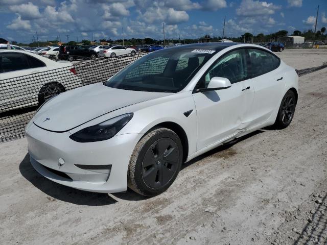Tesla Model 3 (2021)