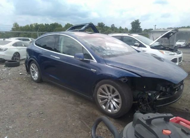 Tesla Model x (2016)