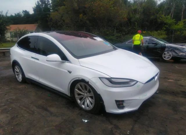 Tesla Model x (2016)