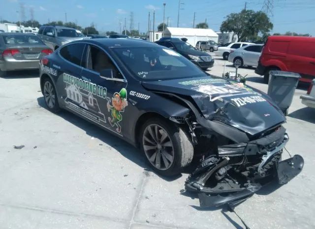 Tesla Model s (2015)