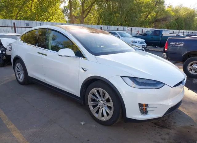 Tesla Model x (2018)