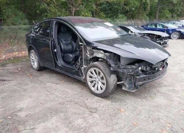Tesla Model x (2017)