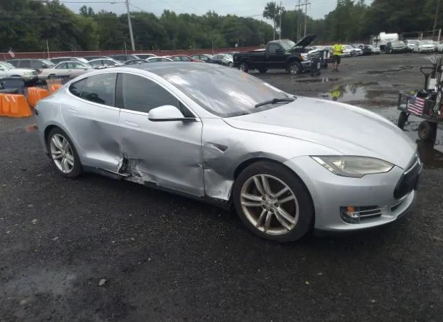 Tesla Model s (2015)