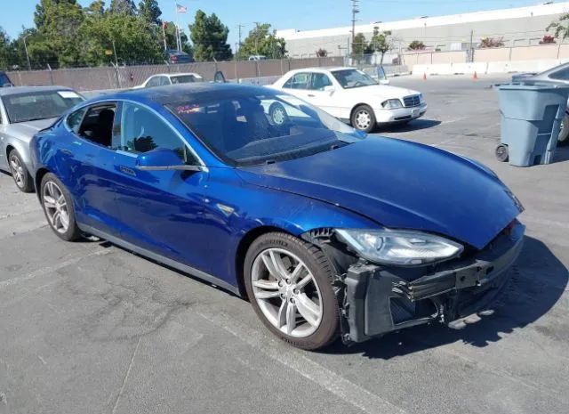 Tesla Model s (2015)