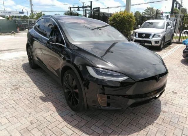 Tesla Model x (2016)