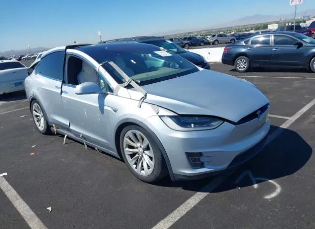 Tesla Model x (2016)