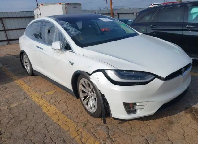 Tesla Model x (2017)