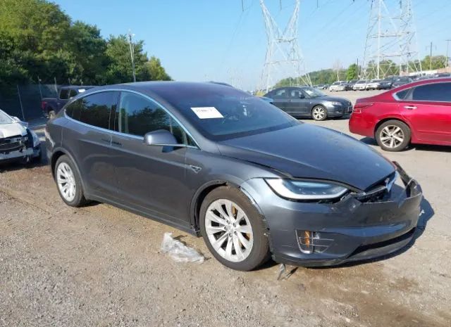 Tesla Model x (2016)
