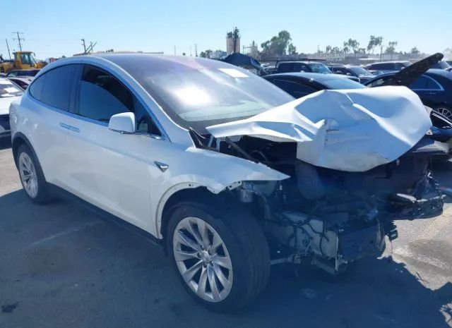 Tesla Model x (2017)