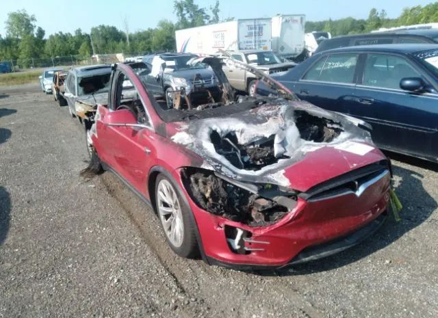 Tesla Model x (2017)