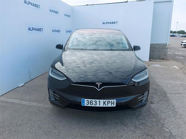 Tesla Model x (2018)
