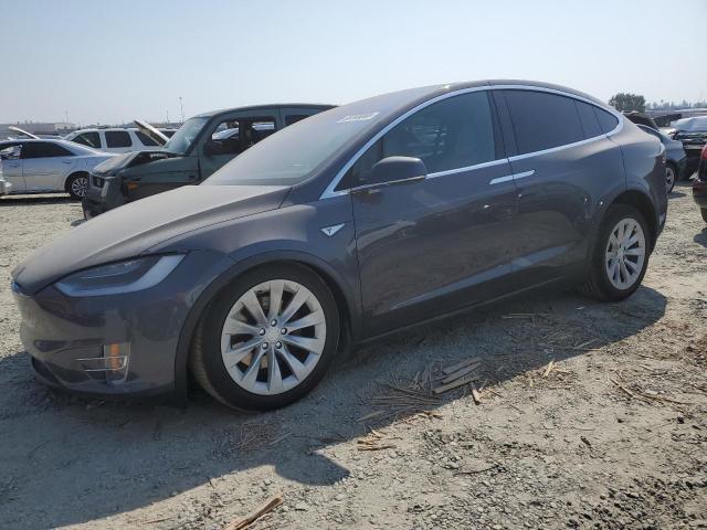 Tesla Model x (2016)
