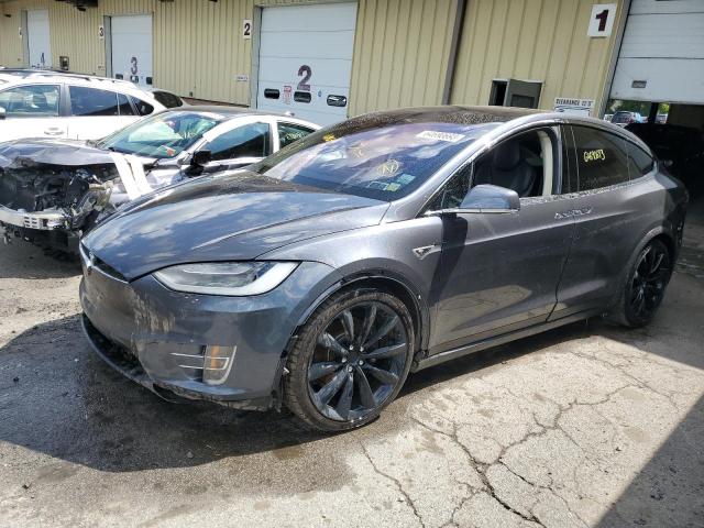 Tesla Model x (2016)