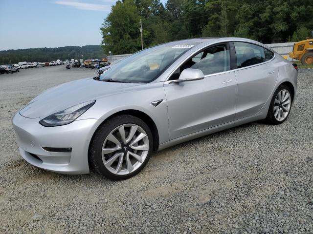 Tesla Model 3 (2018)