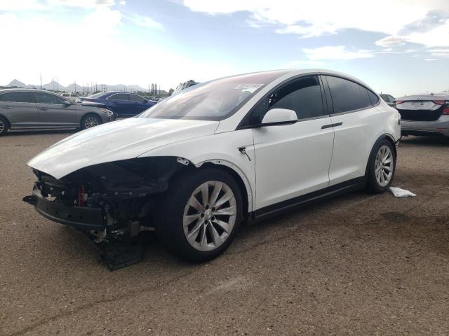 Tesla Model x (2020)
