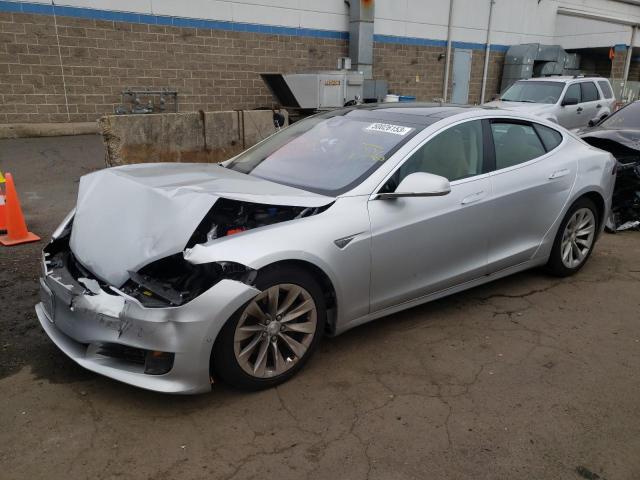 Tesla Model s (2021)