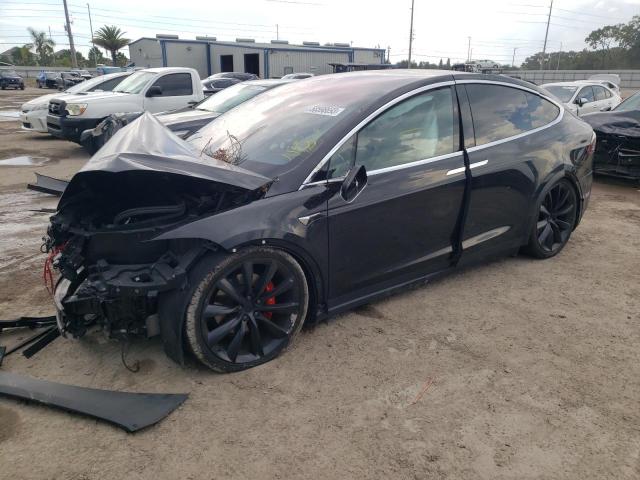 Tesla Model x (2021)