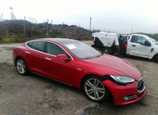 Tesla Model s (2015)