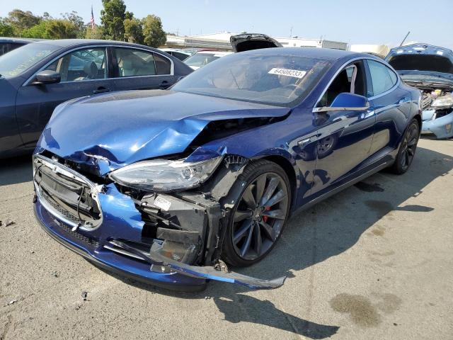 Tesla Model s (2015)