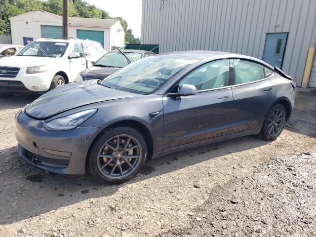 Tesla Model 3 (2021)