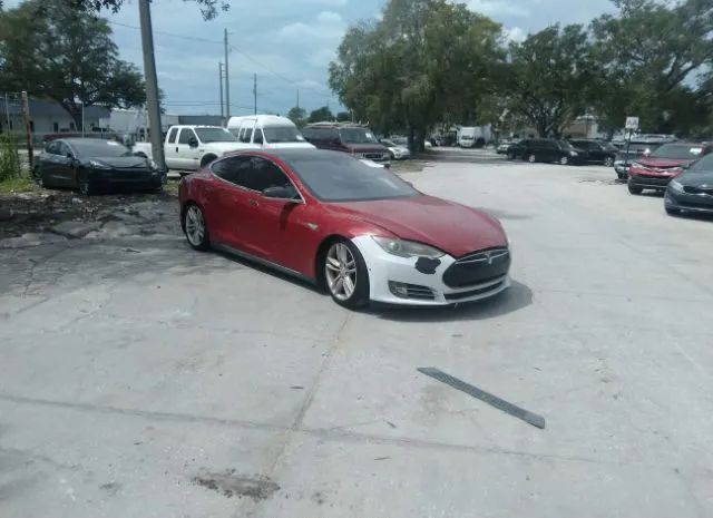 Tesla Model s (2015)