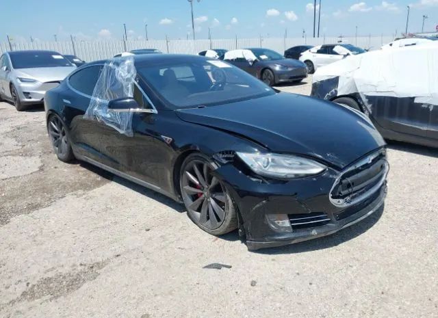 Tesla Model s (2015)