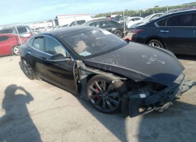 Tesla Model s (2016)