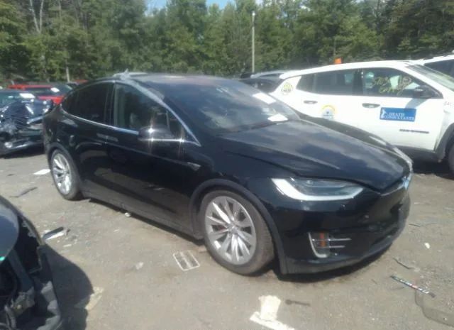 Tesla Model x (2016)