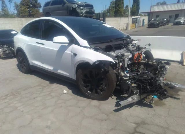 Tesla Model x (2022)