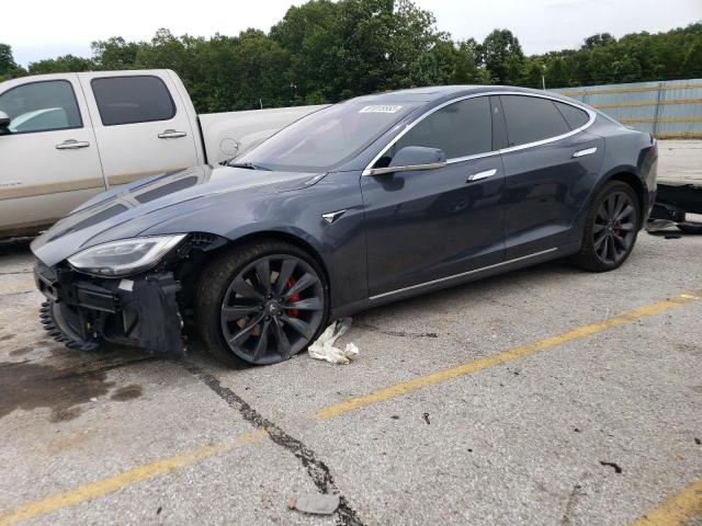 Tesla Model s (2017)