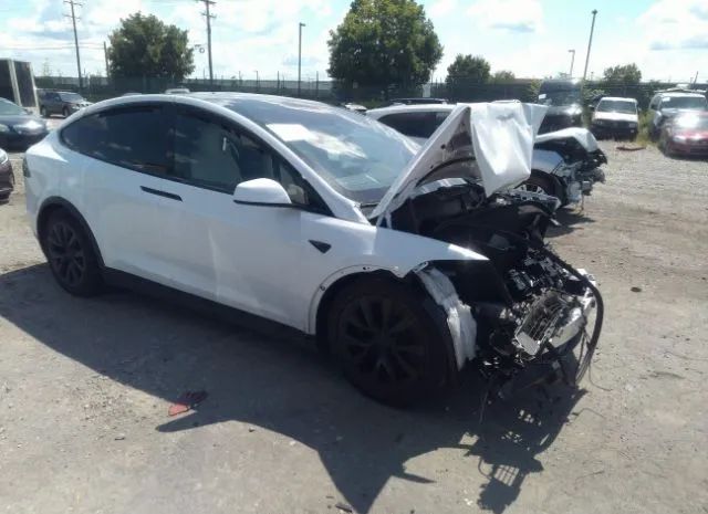 Tesla Model x (2022)
