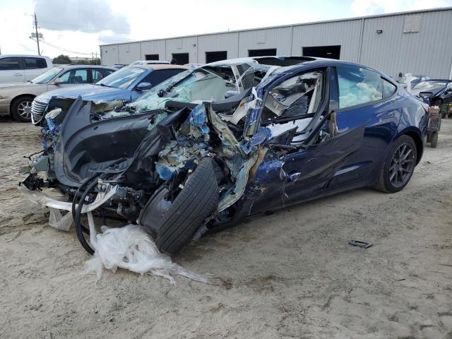 Tesla Model 3 (2023)