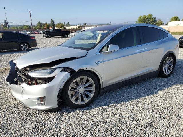 Tesla Model x (2016)