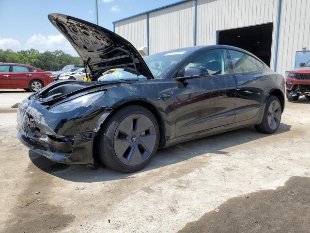 Tesla Model 3 (2023)