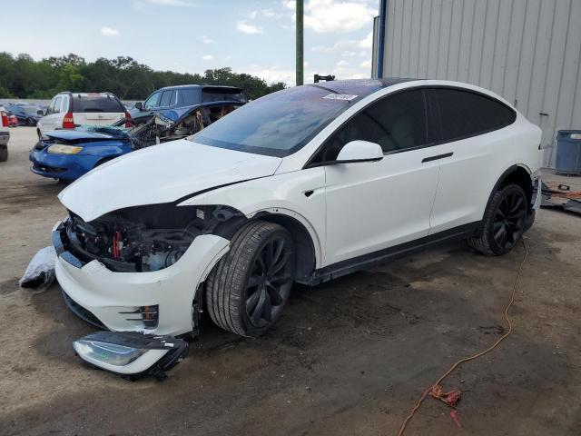 Tesla Model x (2016)