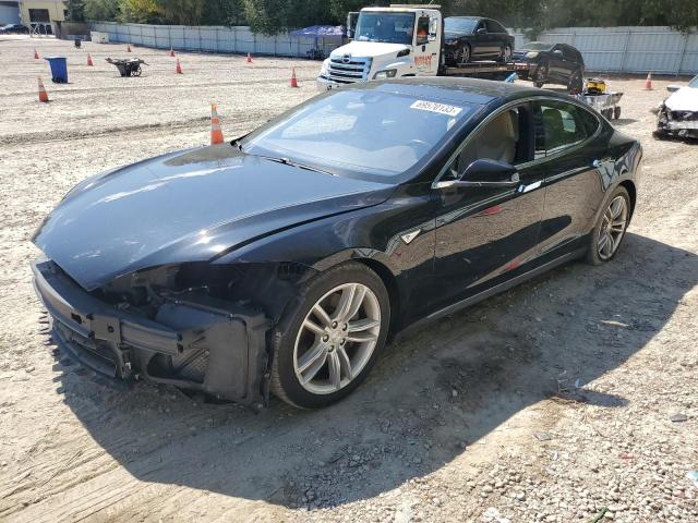Tesla Model s (2015)