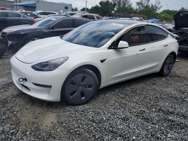 Tesla Model 3 (2022)