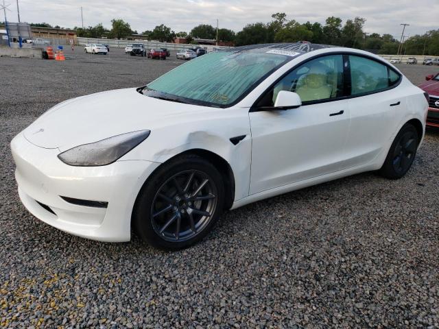Tesla Model 3 (2022)